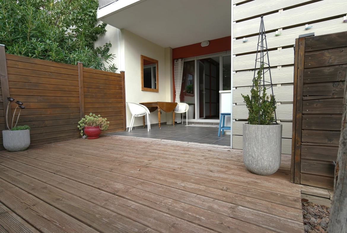 Appartement T3 avec terrasse et jardin privé à Narbonne - Proche centre-ville 