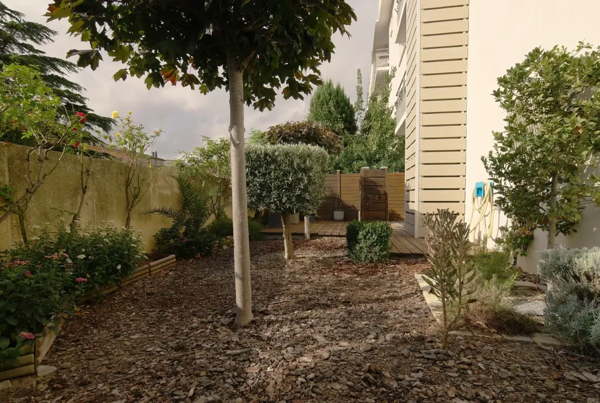 Appartement T3 avec terrasse et jardin privé à Narbonne - Proche centre-ville 