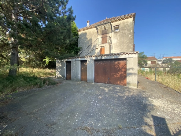 Haut de villa de 72 m² avec jardin et garage à Marseille dans le 13011