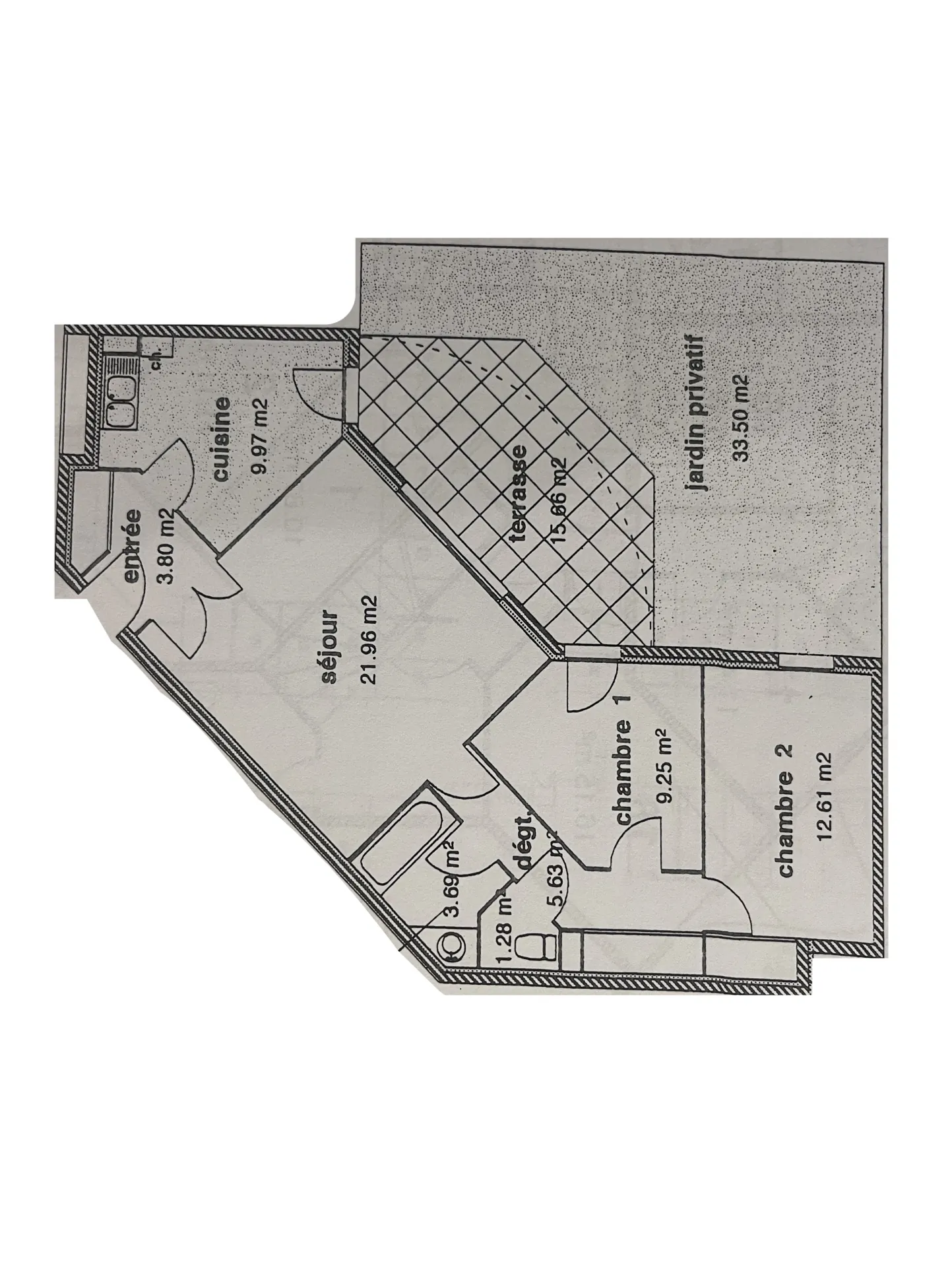 Appartement T3 en rez-de-jardin à Dijon Toison d'Or avec jardin, cave et parking 