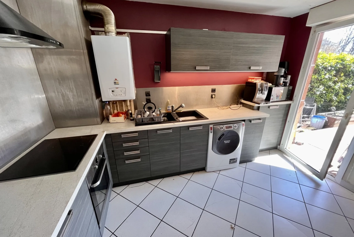 Appartement T3 en rez-de-jardin à Dijon Toison d'Or avec jardin, cave et parking 