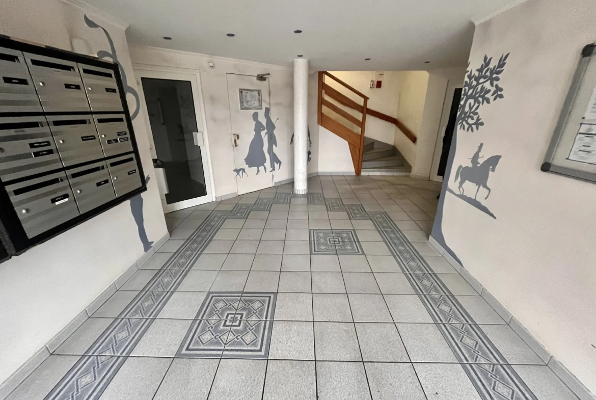 Appartement T3 en rez-de-jardin à Dijon Toison d'Or avec jardin, cave et parking 