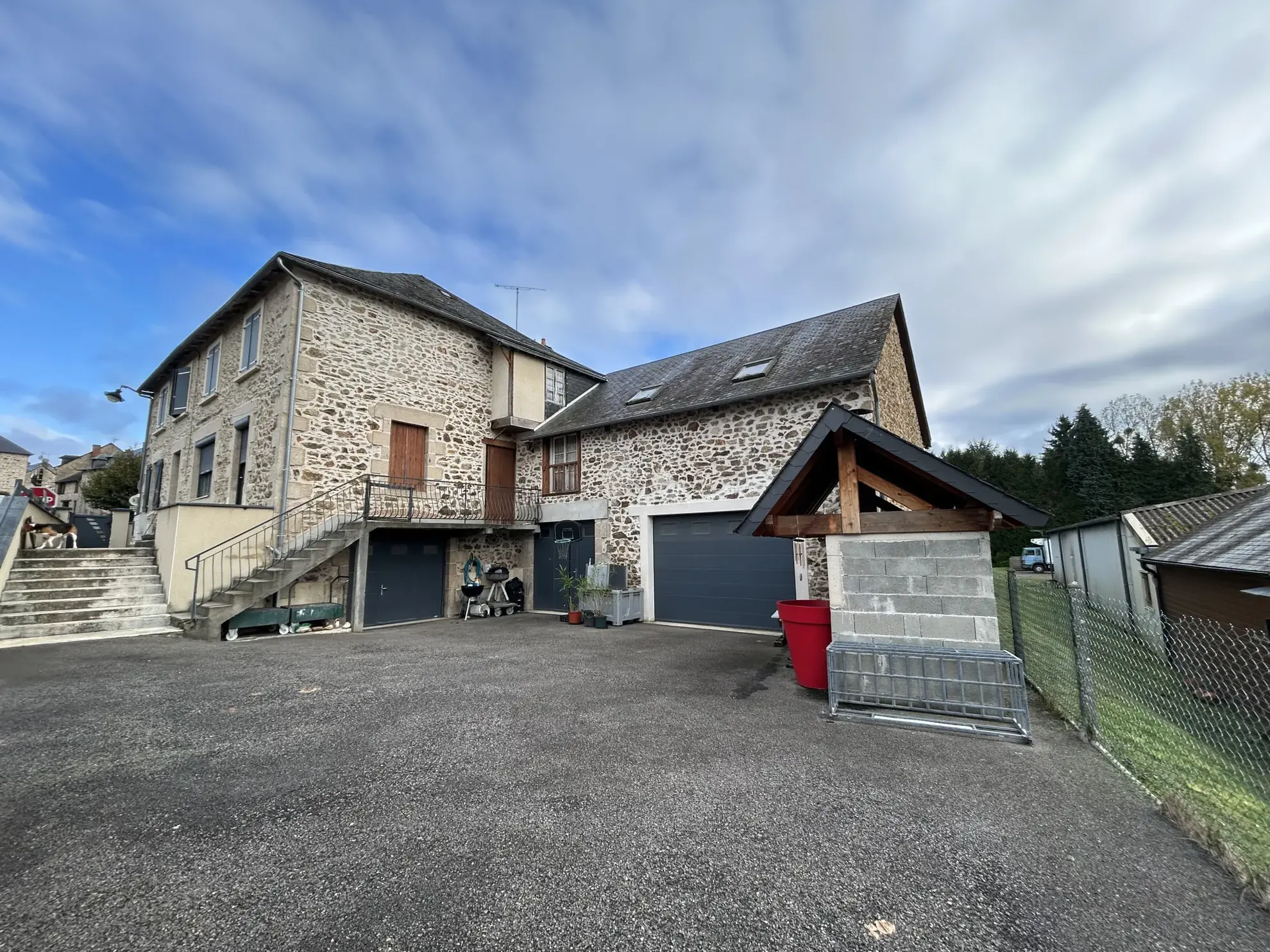 Maison à vendre à Chamberet en Corrèze - Opportunité d'investissement 