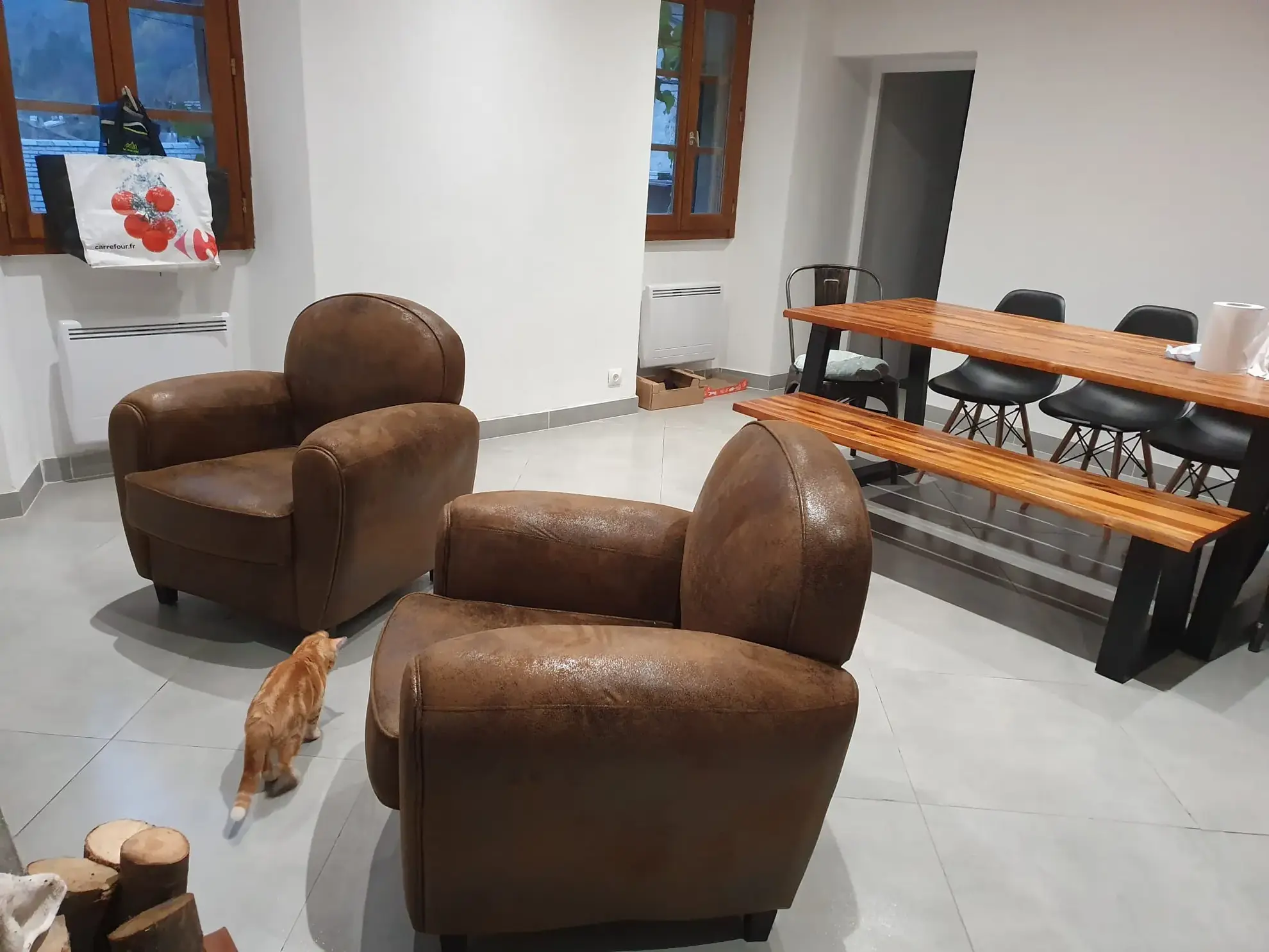 Appartement lumineux de 130 m2 avec terrasse à Tende, village paisible 