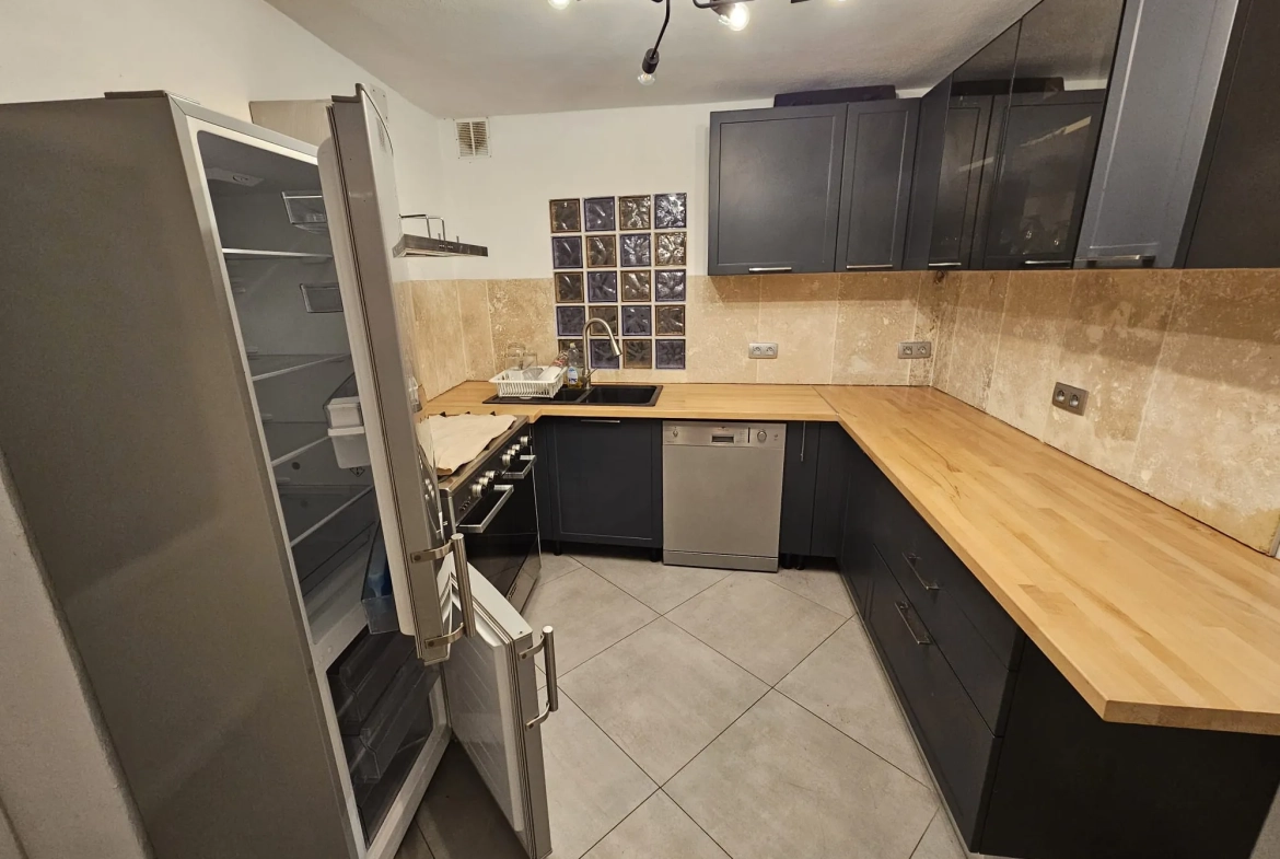 Appartement lumineux de 130 m2 avec terrasse à Tende, village paisible 