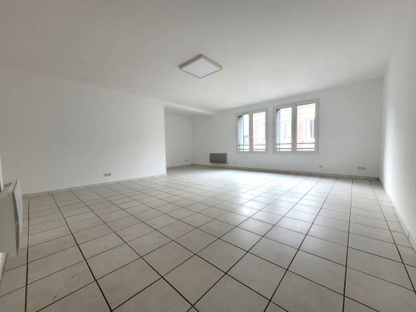 Bel appartement de 111 m² à 400 mètres de la plage à Fecamp