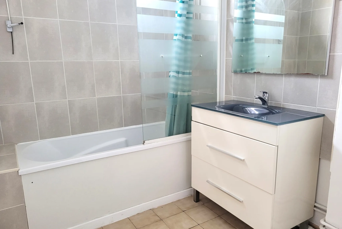 Bel appartement de 111 m² à 400 mètres de la plage à Fecamp 