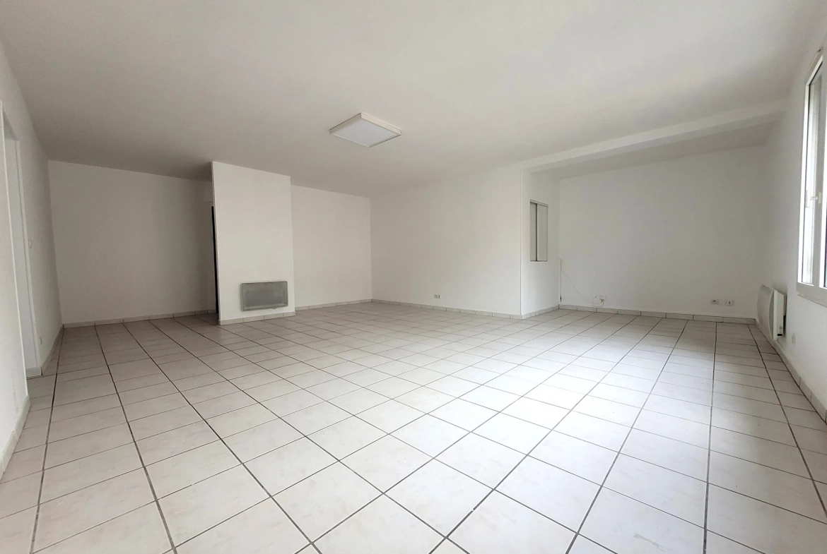 Bel appartement de 111 m² à 400 mètres de la plage à Fecamp 