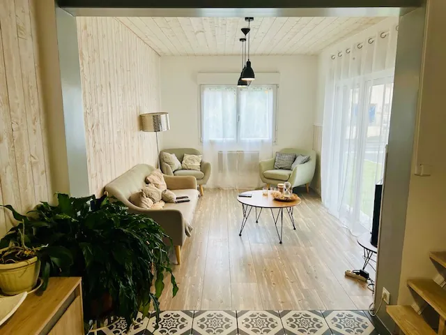 Maison de 105 m² à Plaisance du Gers avec terrasse et grand potentiel 