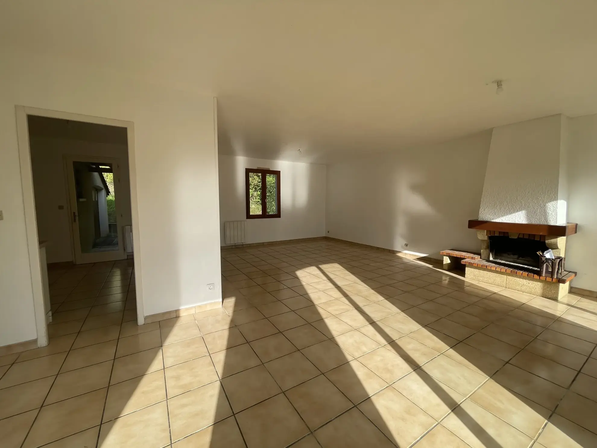 Maison familiale avec jardin et terrasses à Colayrac Saint-Cirq proche Agen 