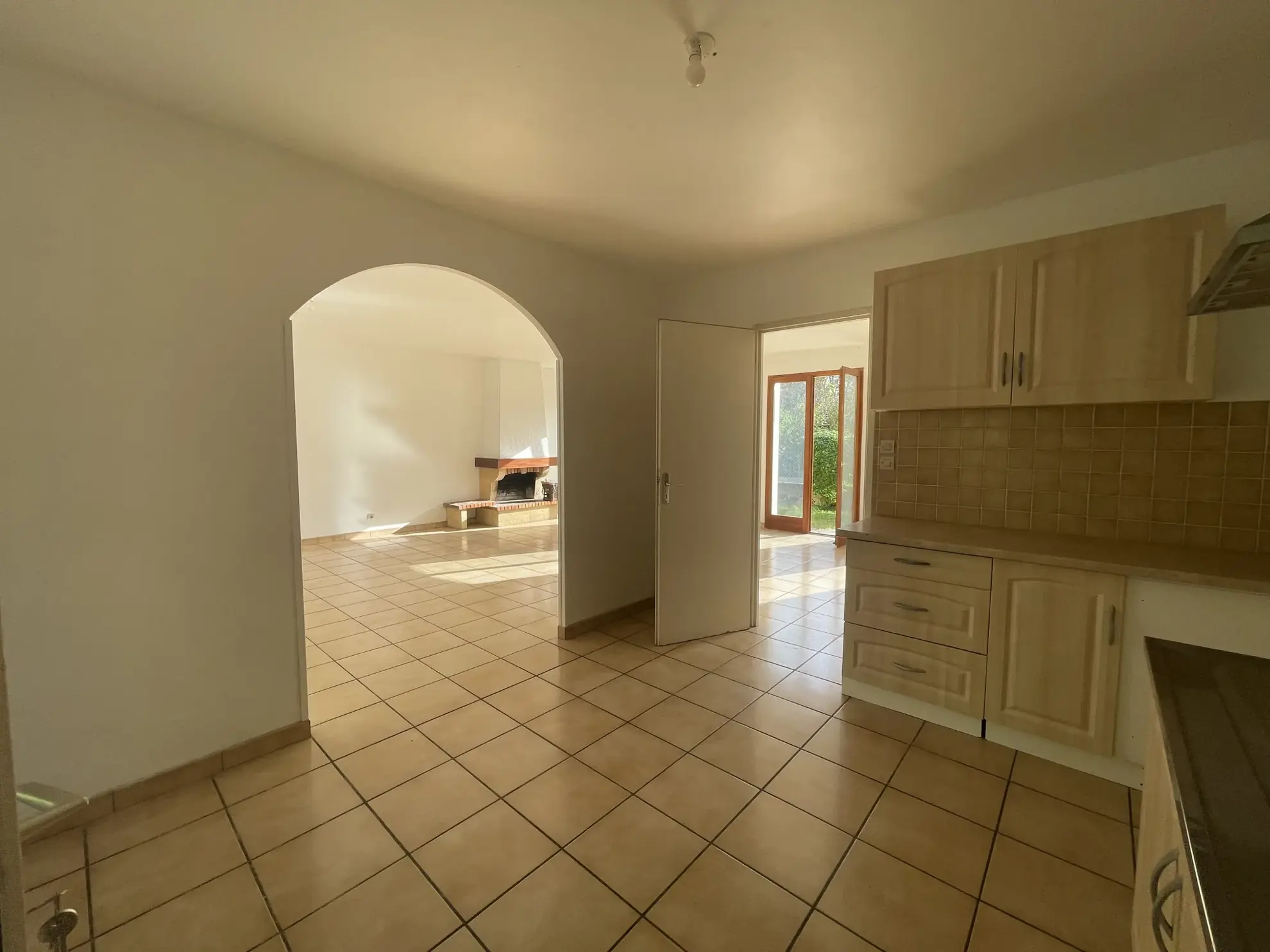 Maison familiale avec jardin et terrasses à Colayrac Saint-Cirq proche Agen 