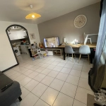 Maison de village T3 lumineuse à Aimargues avec parking facile