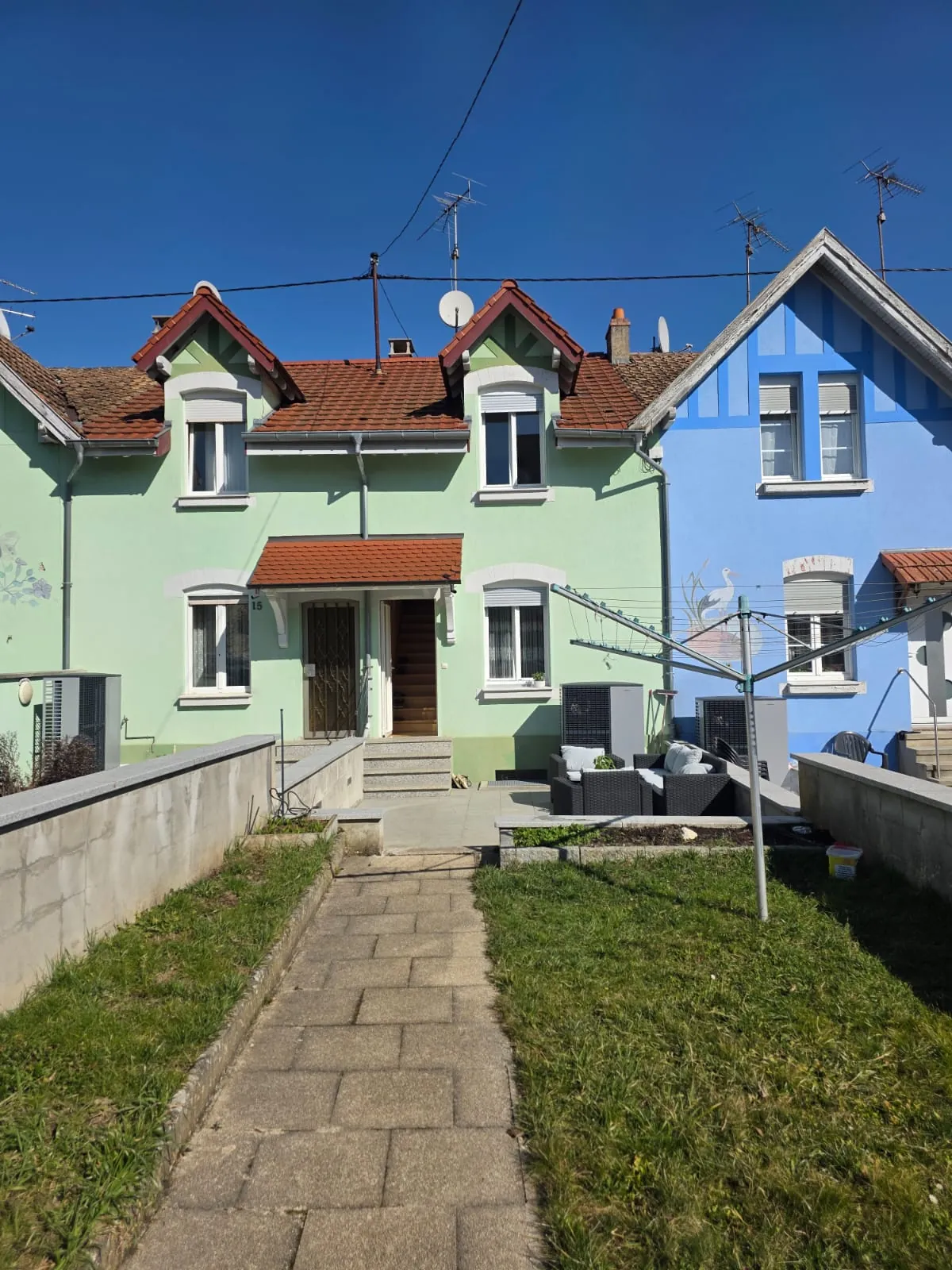 Charmante maison mitoyenne à Hirsingue à vendre à prix attractif 