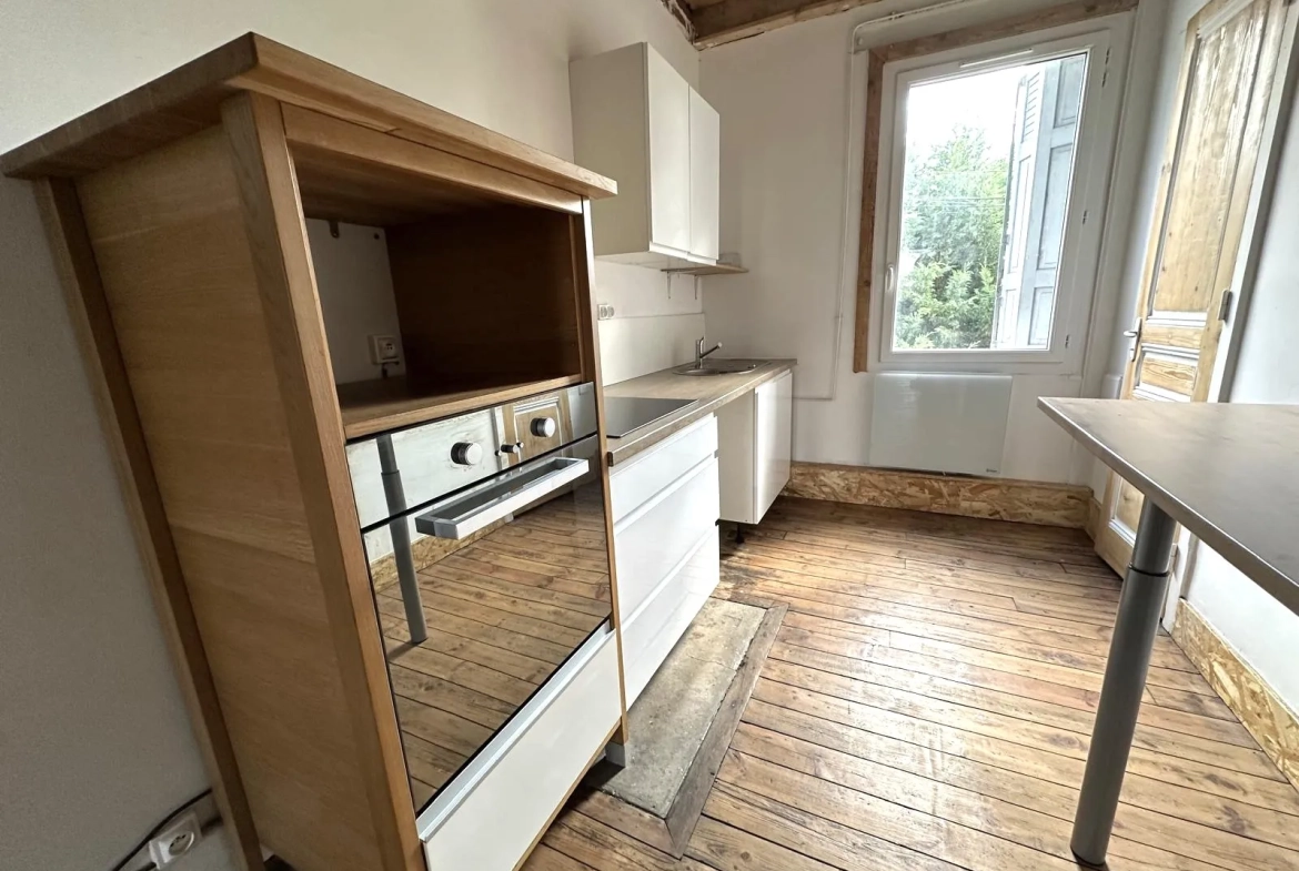 Appartement duplex F3 de 74,09 m² à Unieux, secteur calme et résidentiel, idéal premier achat ou investissement 