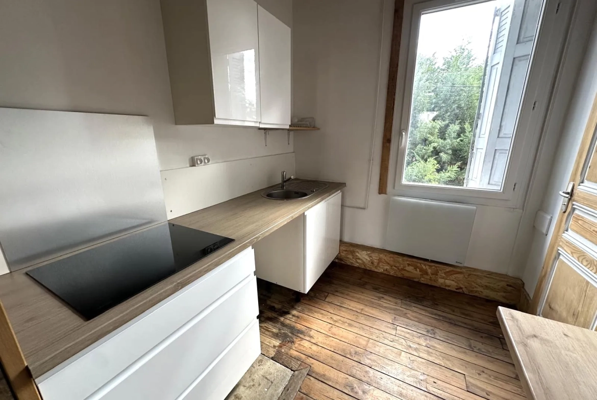 Appartement duplex F3 de 74,09 m² à Unieux, secteur calme et résidentiel, idéal premier achat ou investissement 