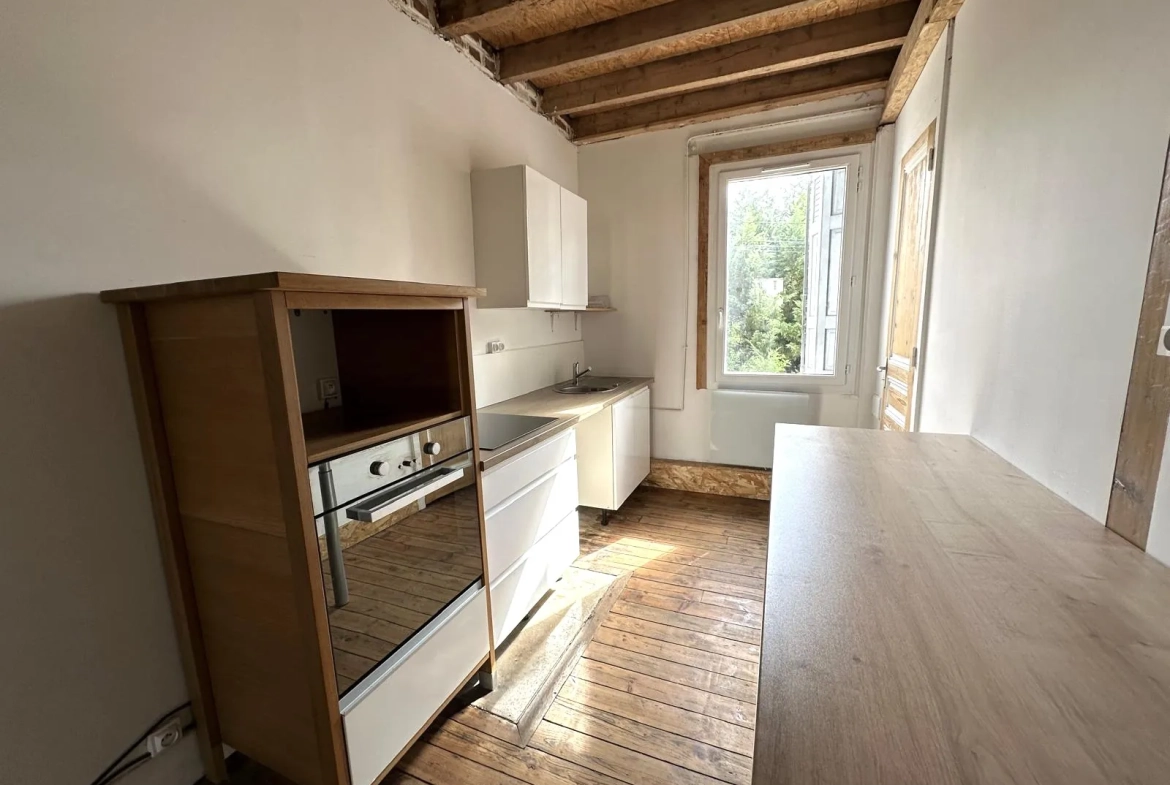 Appartement duplex F3 de 74,09 m² à Unieux, secteur calme et résidentiel, idéal premier achat ou investissement 