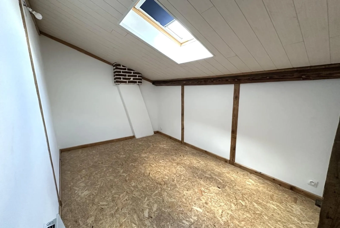 Appartement duplex F3 de 74,09 m² à Unieux, secteur calme et résidentiel, idéal premier achat ou investissement 