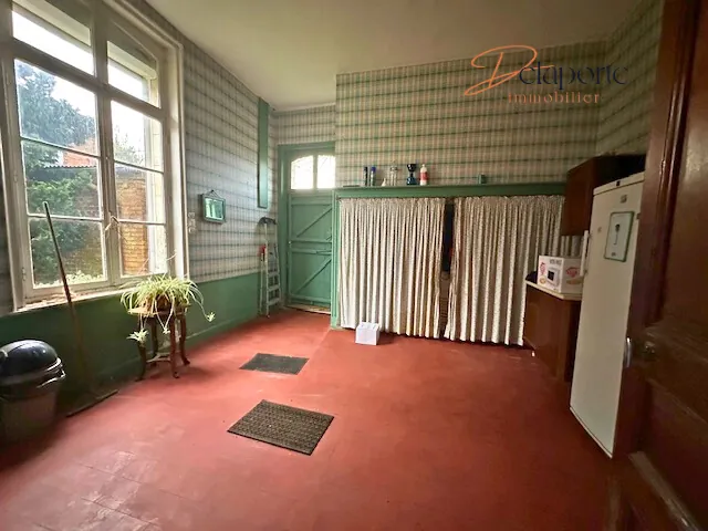 Magnifique maison de maître à rénover avec terrain de 3000 m2 dans le Nord de la France 