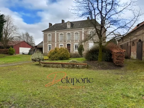 Magnifique maison de maître à rénover avec terrain de 3000 m2 dans le Nord de la France
