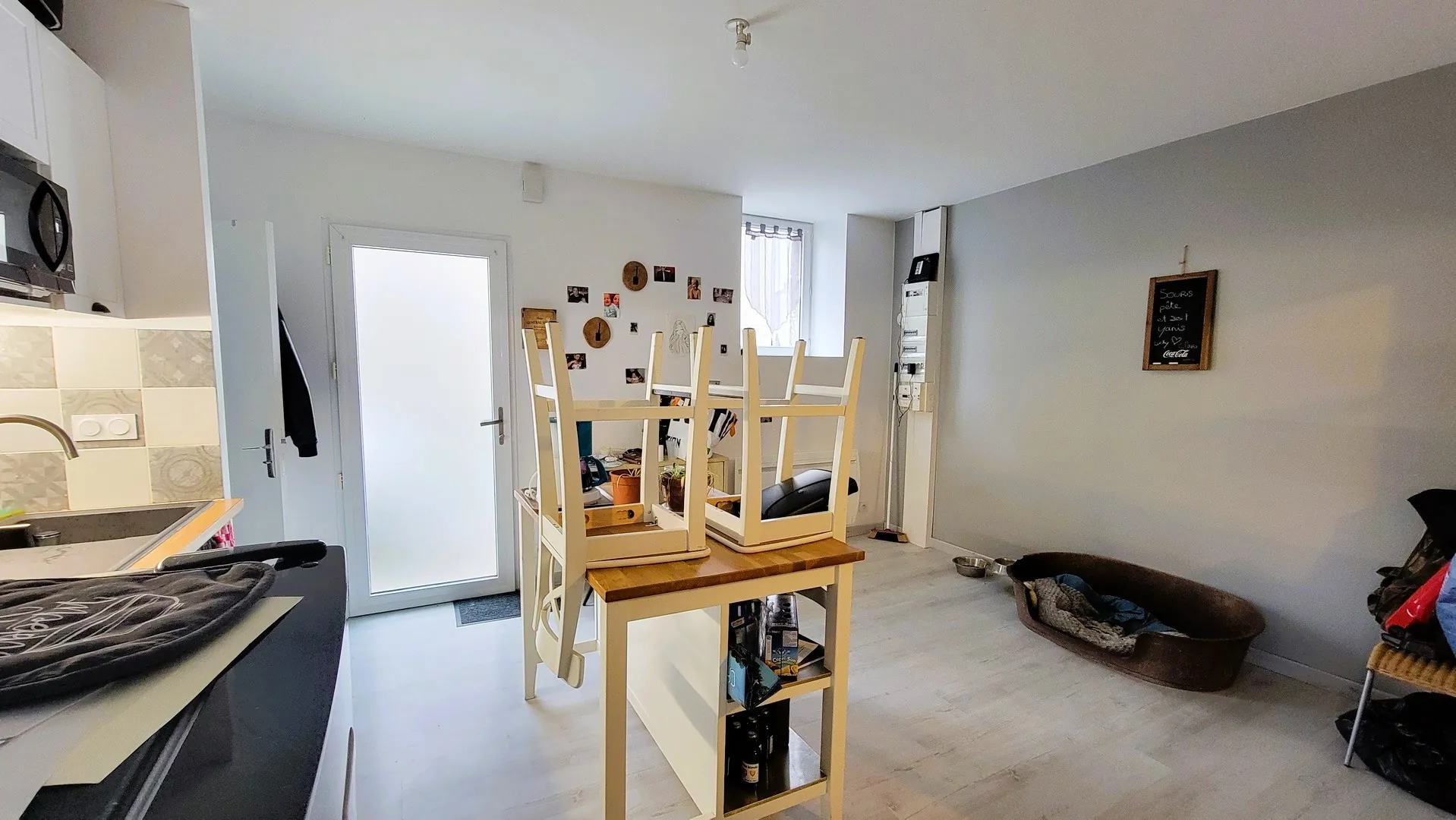 Appartement rénové à vendre à Combrand avec locataire en place – Investissement performant dans les Deux-Sèvres 