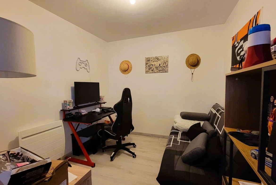 Appartement rénové à vendre à Combrand avec locataire en place – Investissement performant dans les Deux-Sèvres 