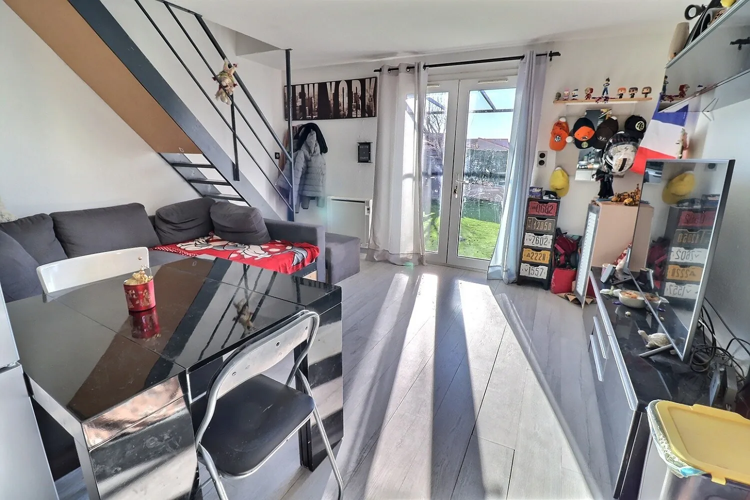 Maison 3 pièces avec jardin, piscine et parking à Vic-la-Gardiole (34) 