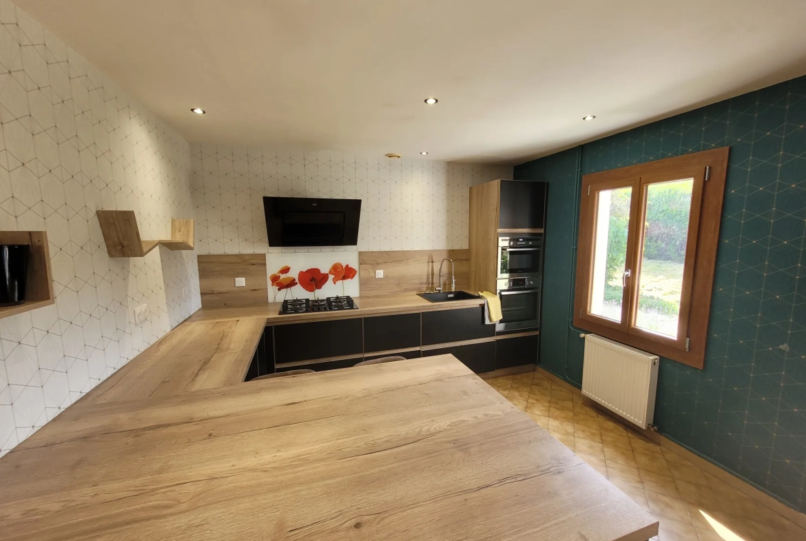 Belle maison familiale à Tronget avec garage et terrasse - Classe énergie 'C' 