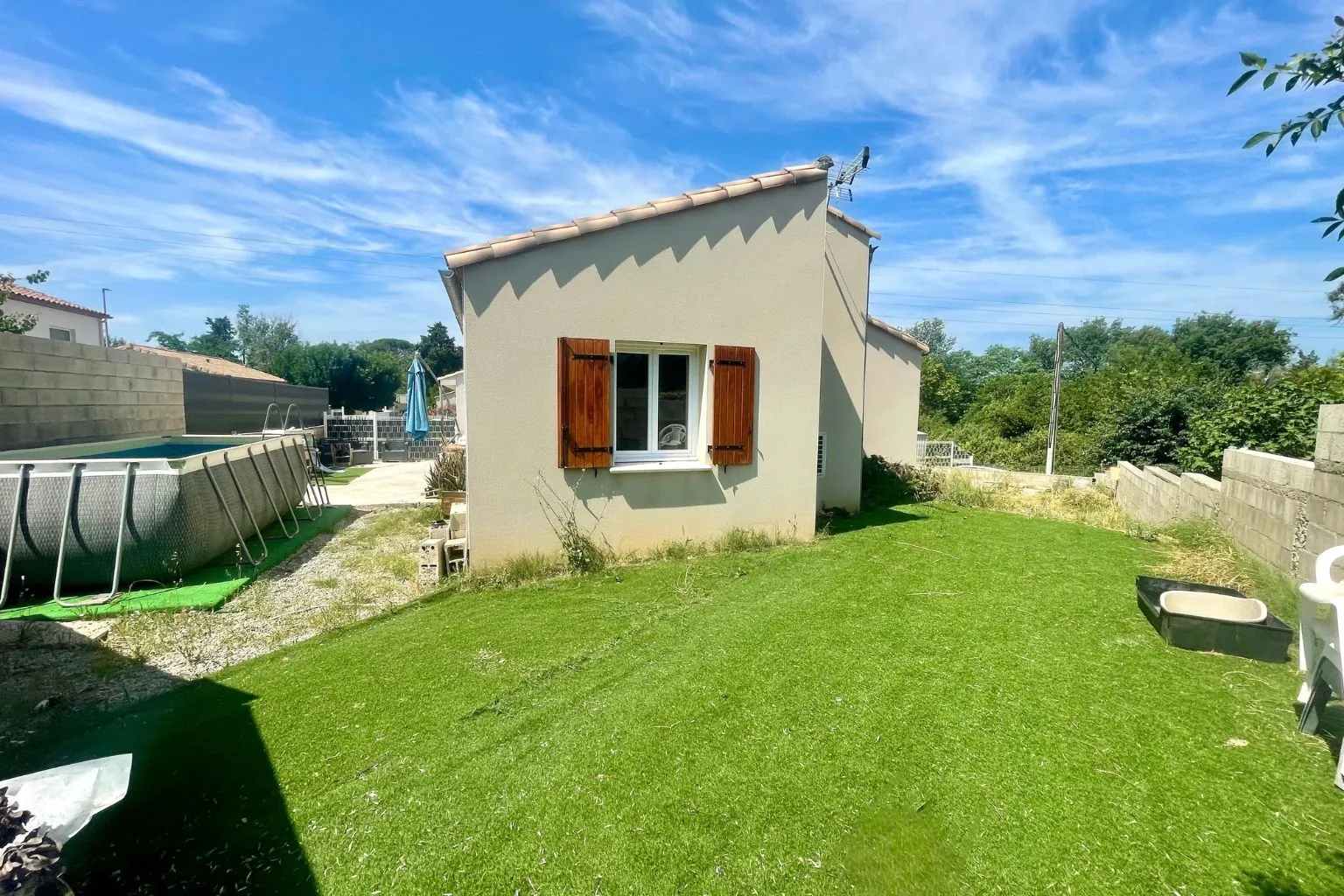 Villa T4 de plain-pied avec jardin à Magalas dans l'Hérault 