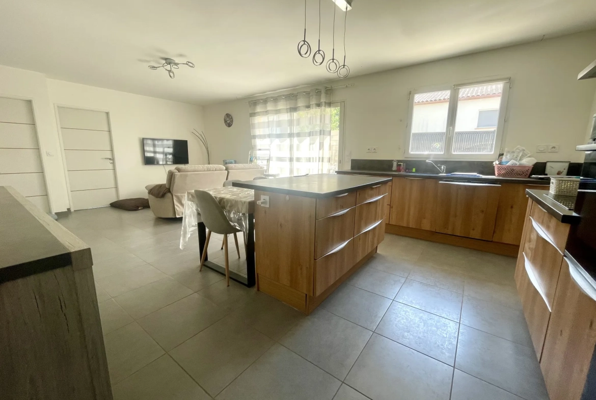 Villa T4 de plain-pied avec jardin à Magalas dans l'Hérault 