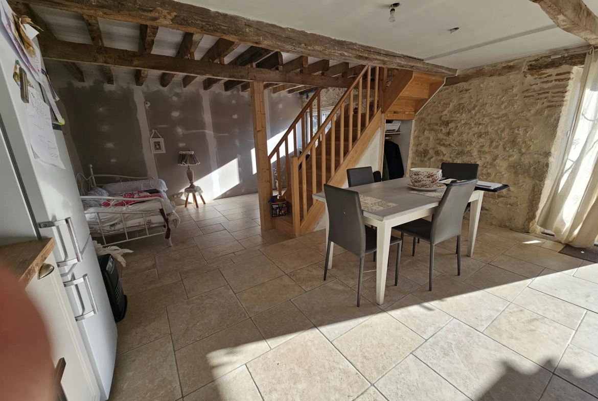 A vendre ensemble de deux maisons en pierre à Saint-Sozy, Lot 
