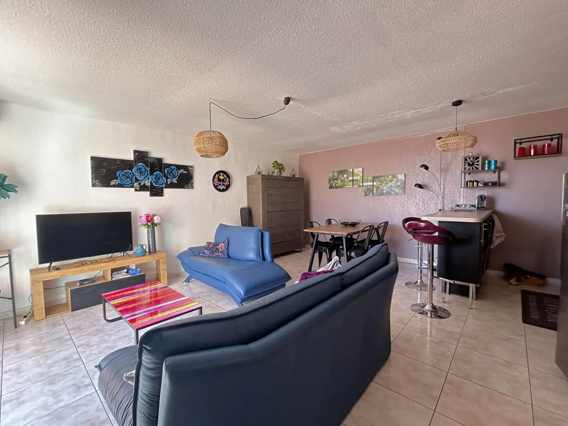 Appartement T3 avec vue mer à Sainte-Marie-la-Mer - 60 m², parking, dernier étage 