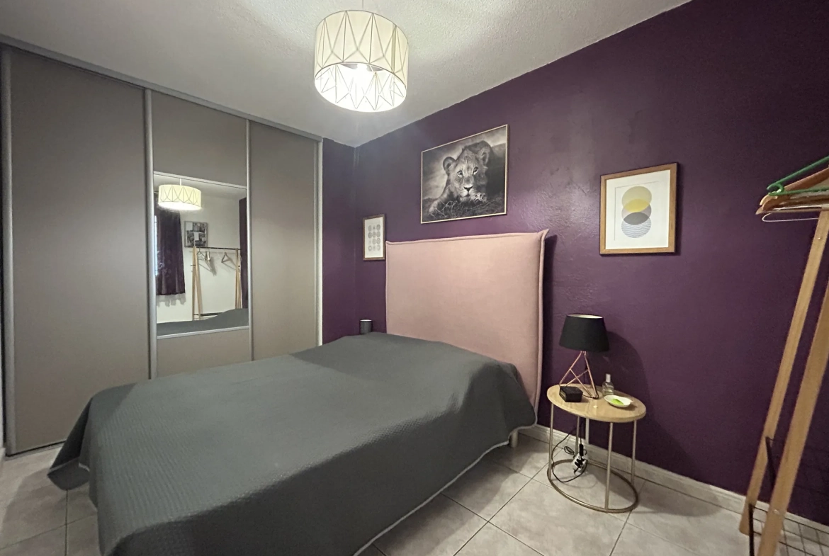 Appartement T3 avec vue mer à Sainte-Marie-la-Mer - 60 m², parking, dernier étage 