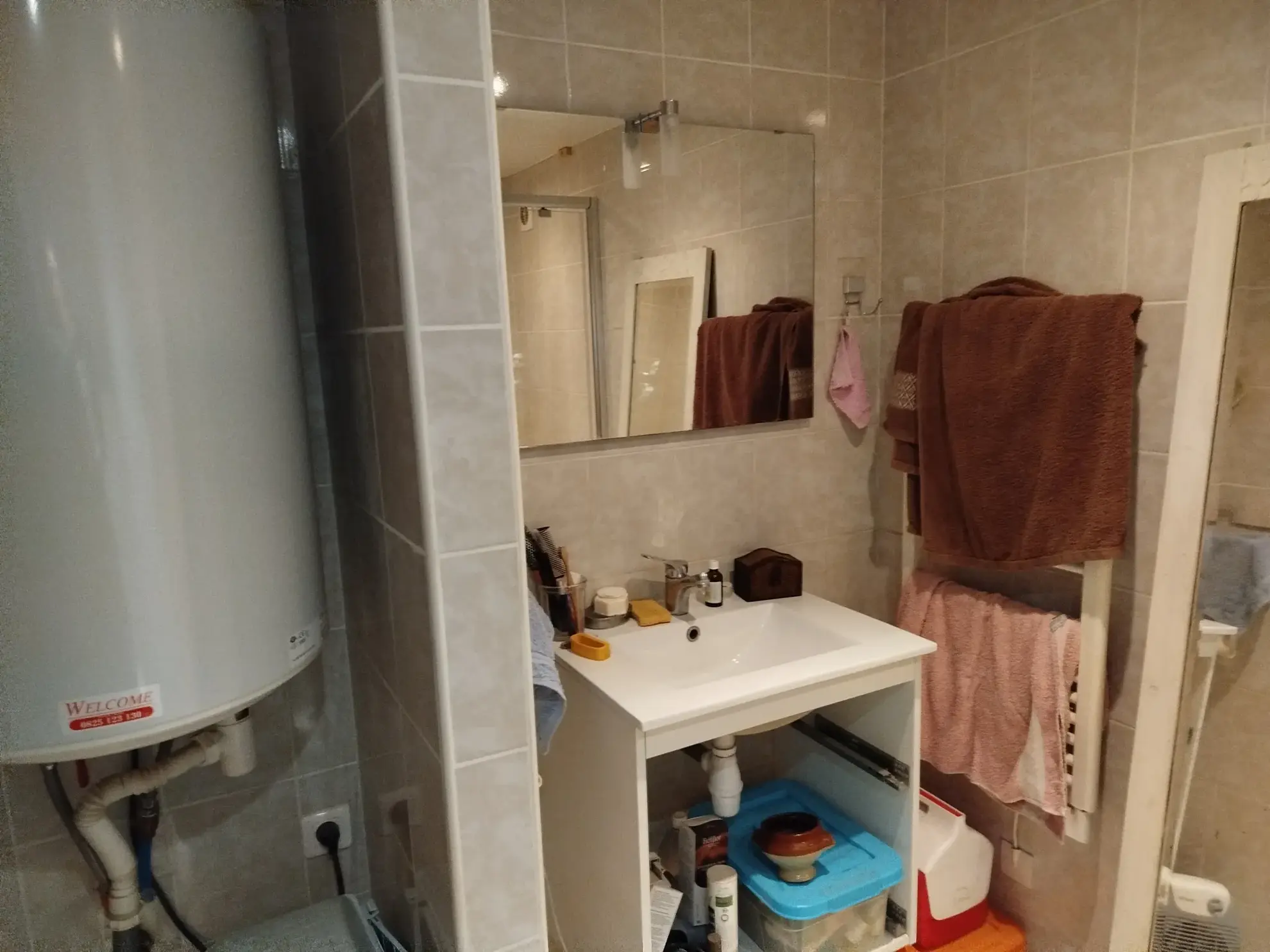 Maison en pierre à Grenant de 100 m², rénovée partiellement, avec terrasse et garage 