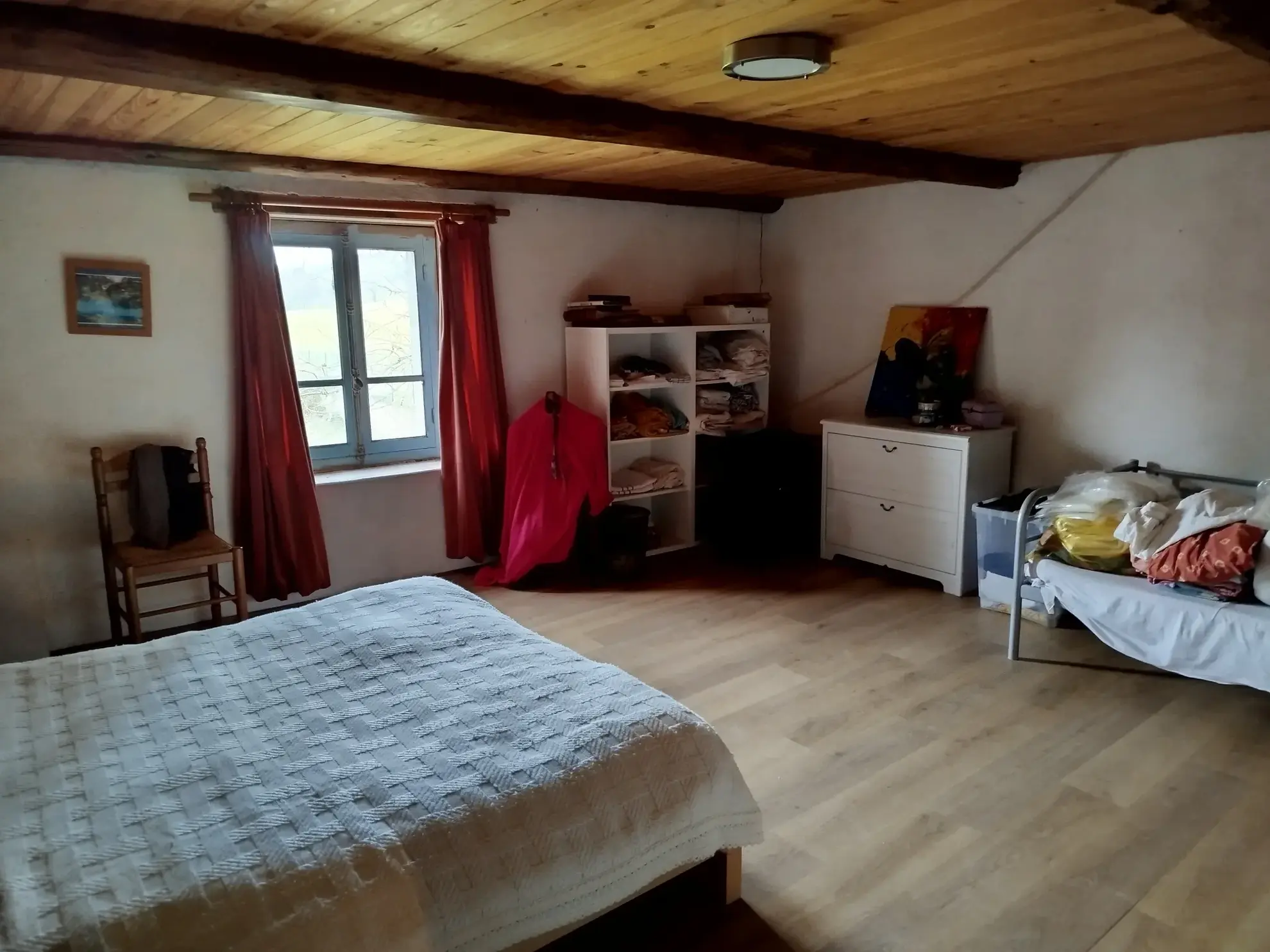 Maison en pierre à Grenant de 100 m², rénovée partiellement, avec terrasse et garage 