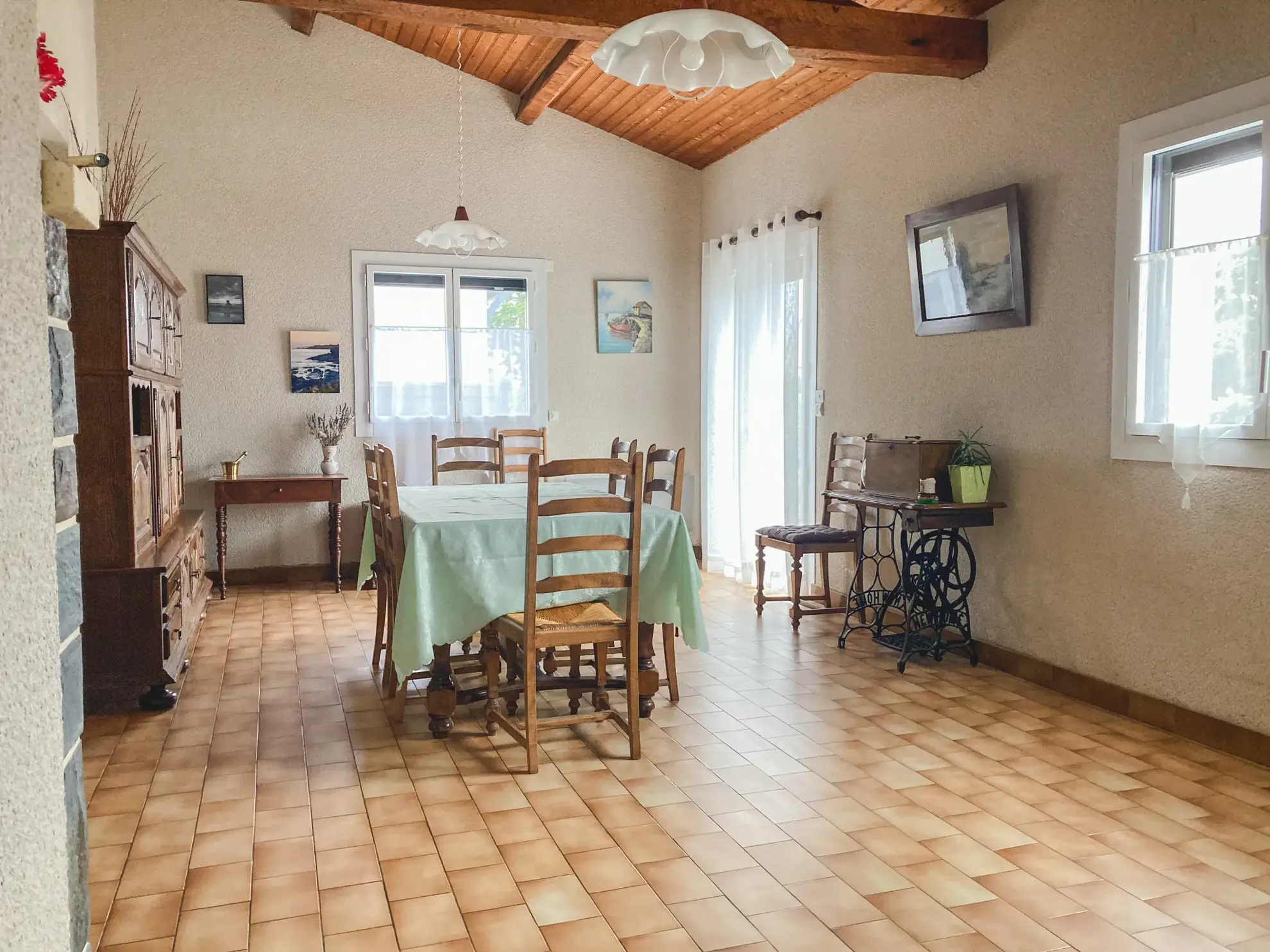 Maison à rénover de 60 m² à Préfailles avec potentiel de rénovation et terrasse 