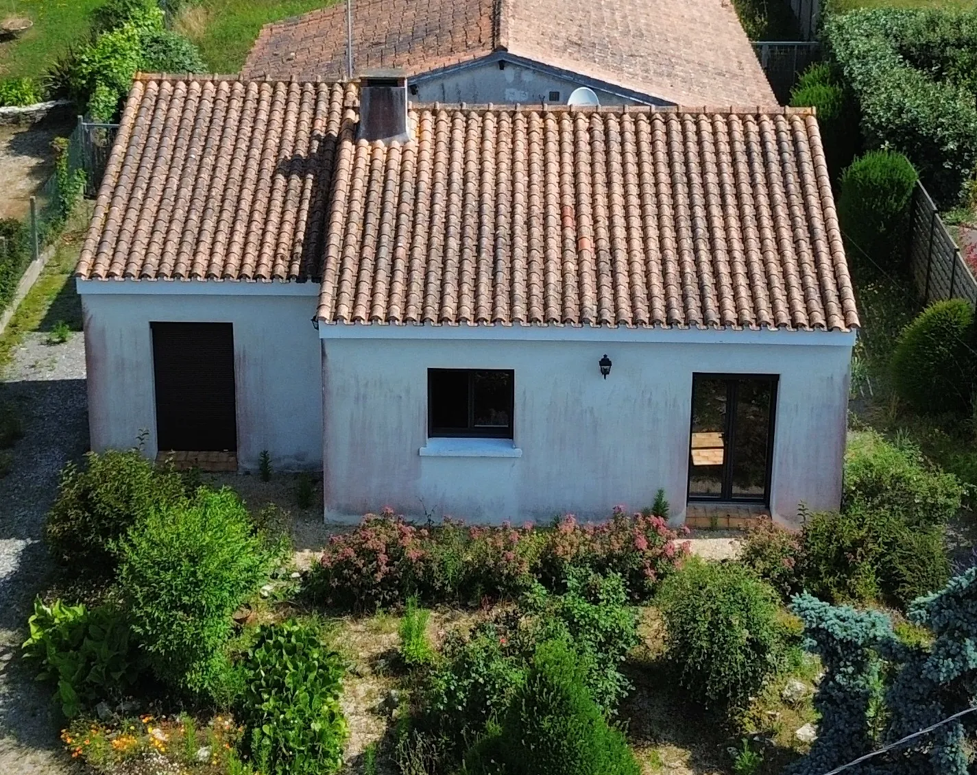Maison à rénover de 60 m² à Préfailles avec potentiel de rénovation et terrasse 