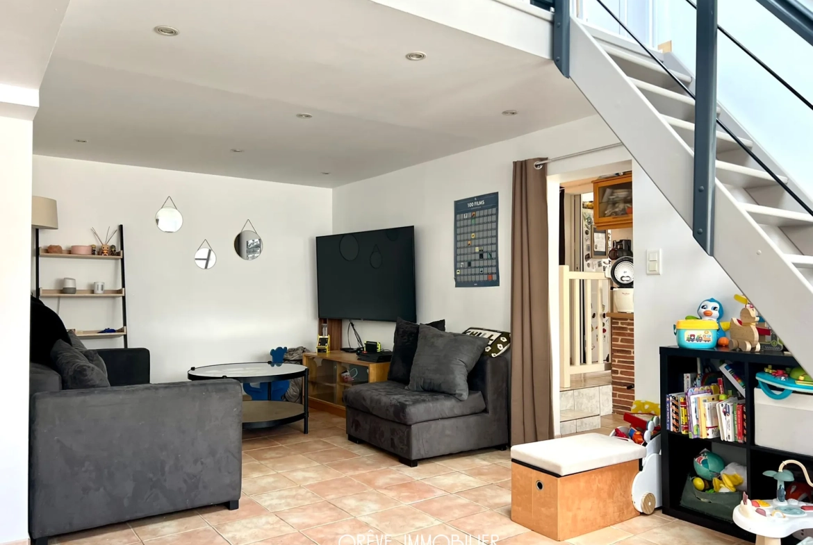 Maison 6 pièces de 110 m² à Crevin proche Rennes 