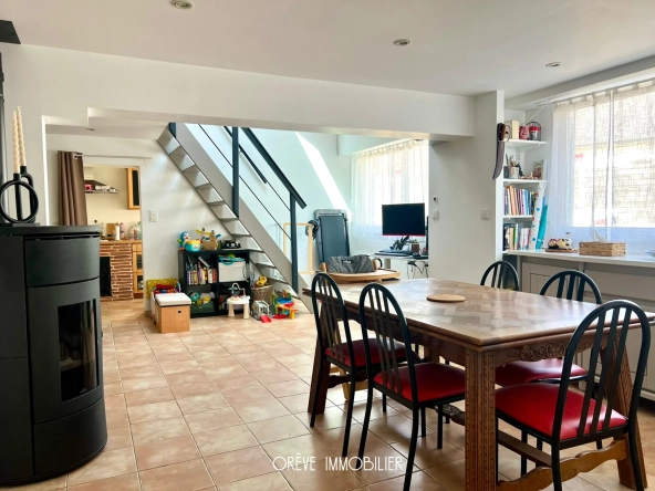 Maison 6 pièces de 110 m² à Crevin proche Rennes