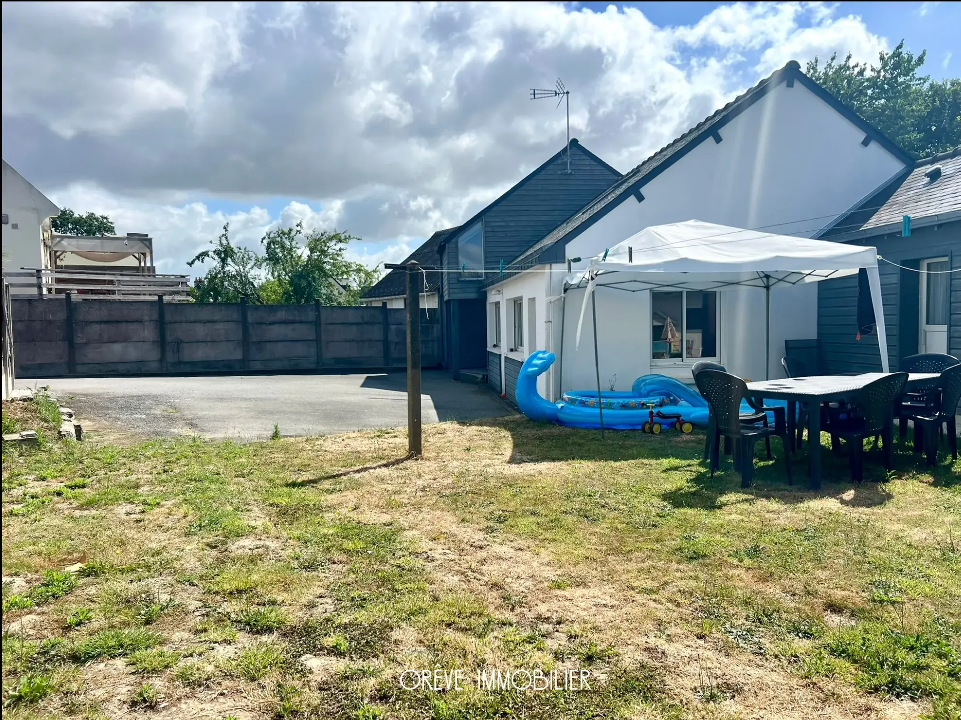 Maison 6 pièces de 110 m² à Crevin proche Rennes 