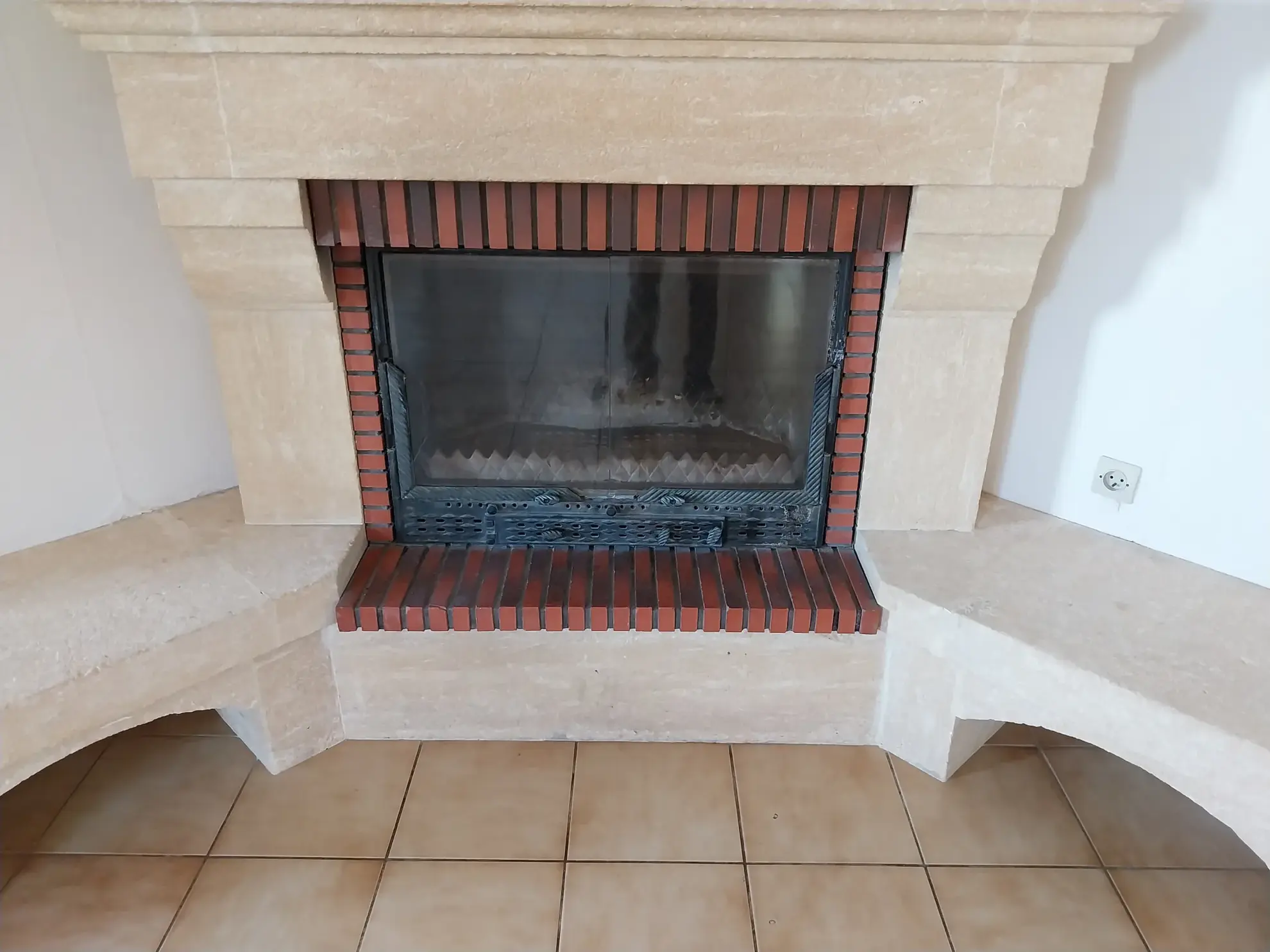 Maison familiale à vendre à Chancelade avec vue exceptionnelle et grand terrain 