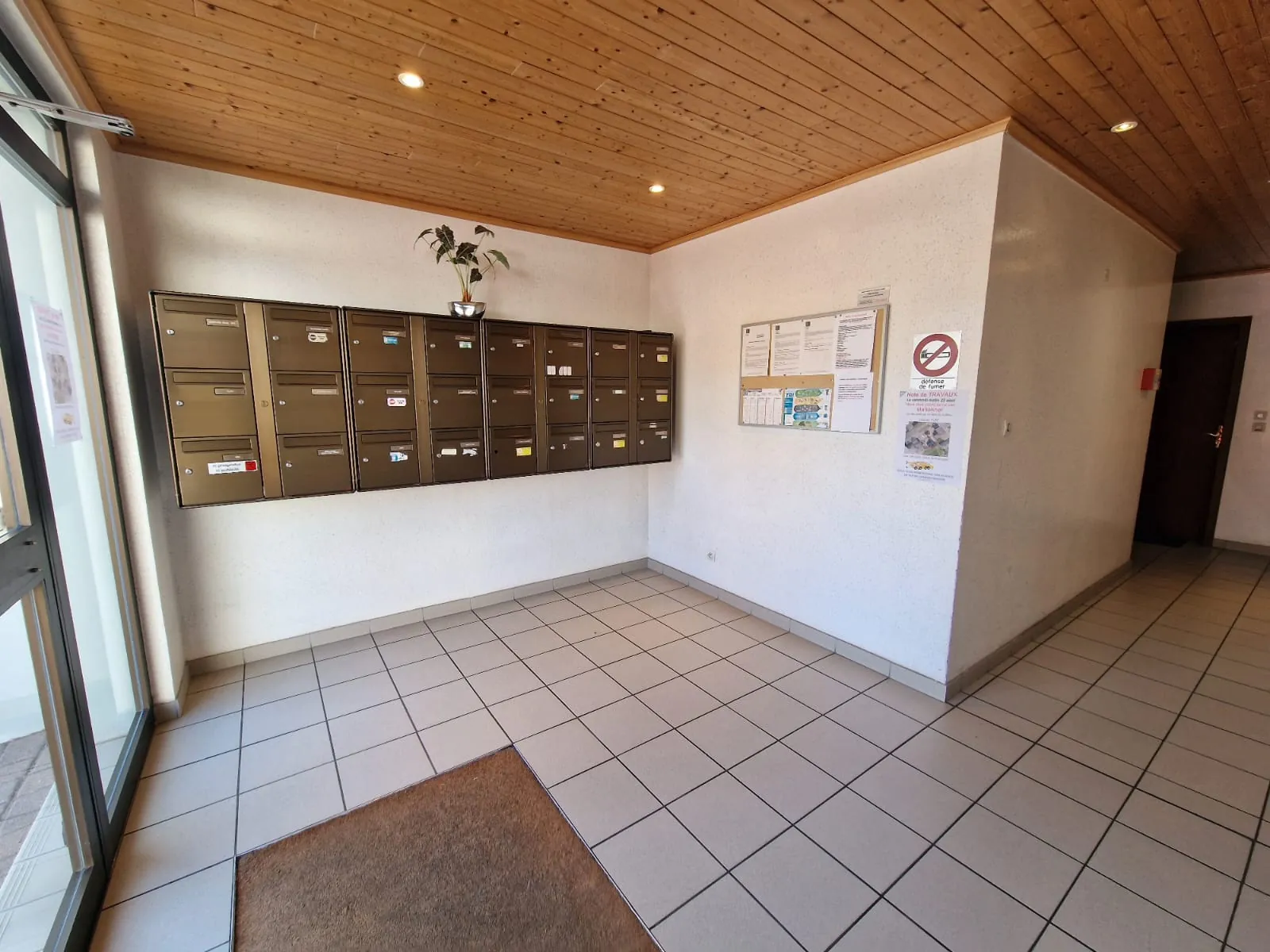 Appartement F3 à Waldighoffen avec ascenseur, cave et parking - Superficie 71,56 m² 