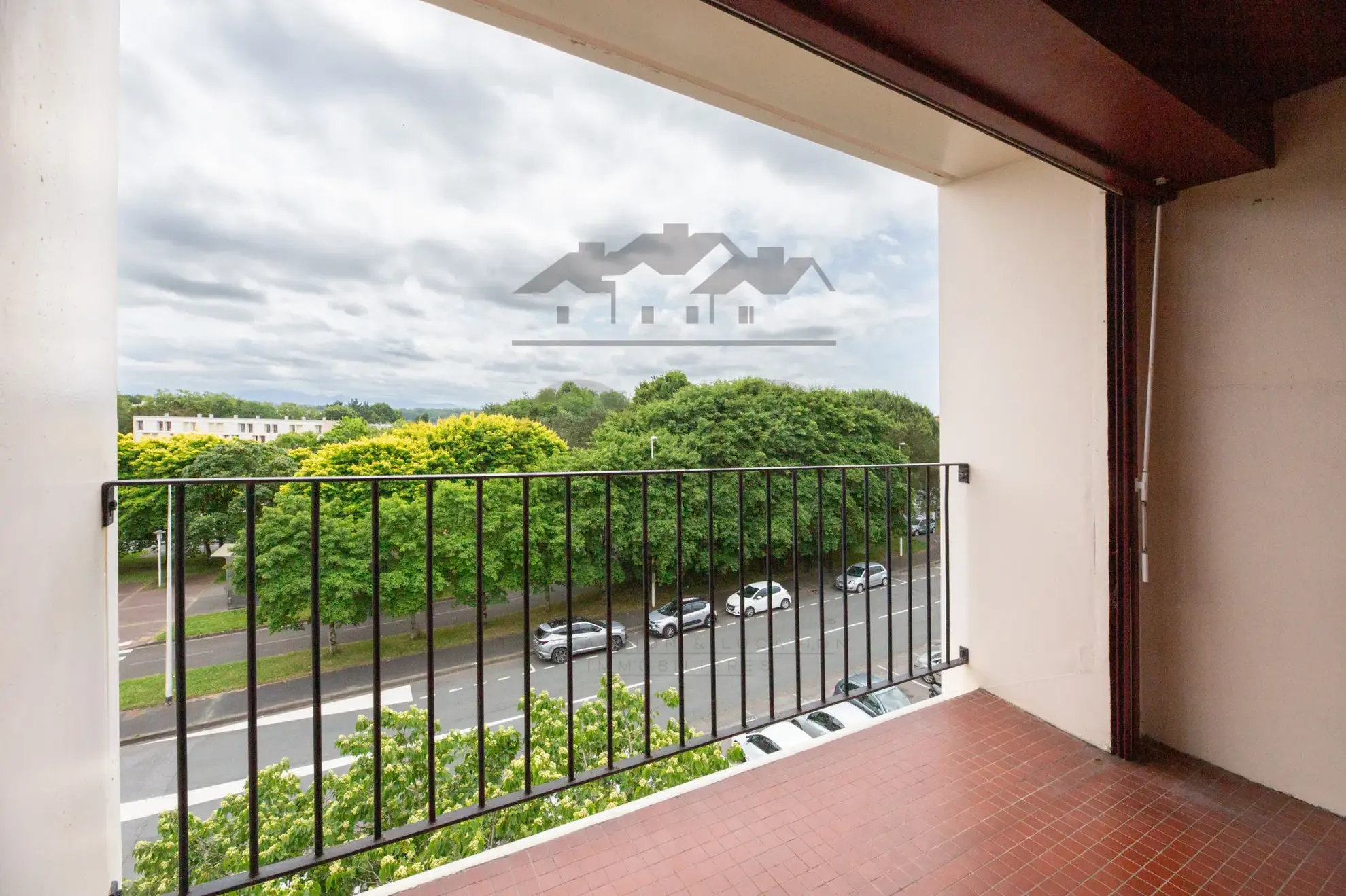Bel appartement T4 de 73 m² avec balcon à Bayonne Saint Croix 