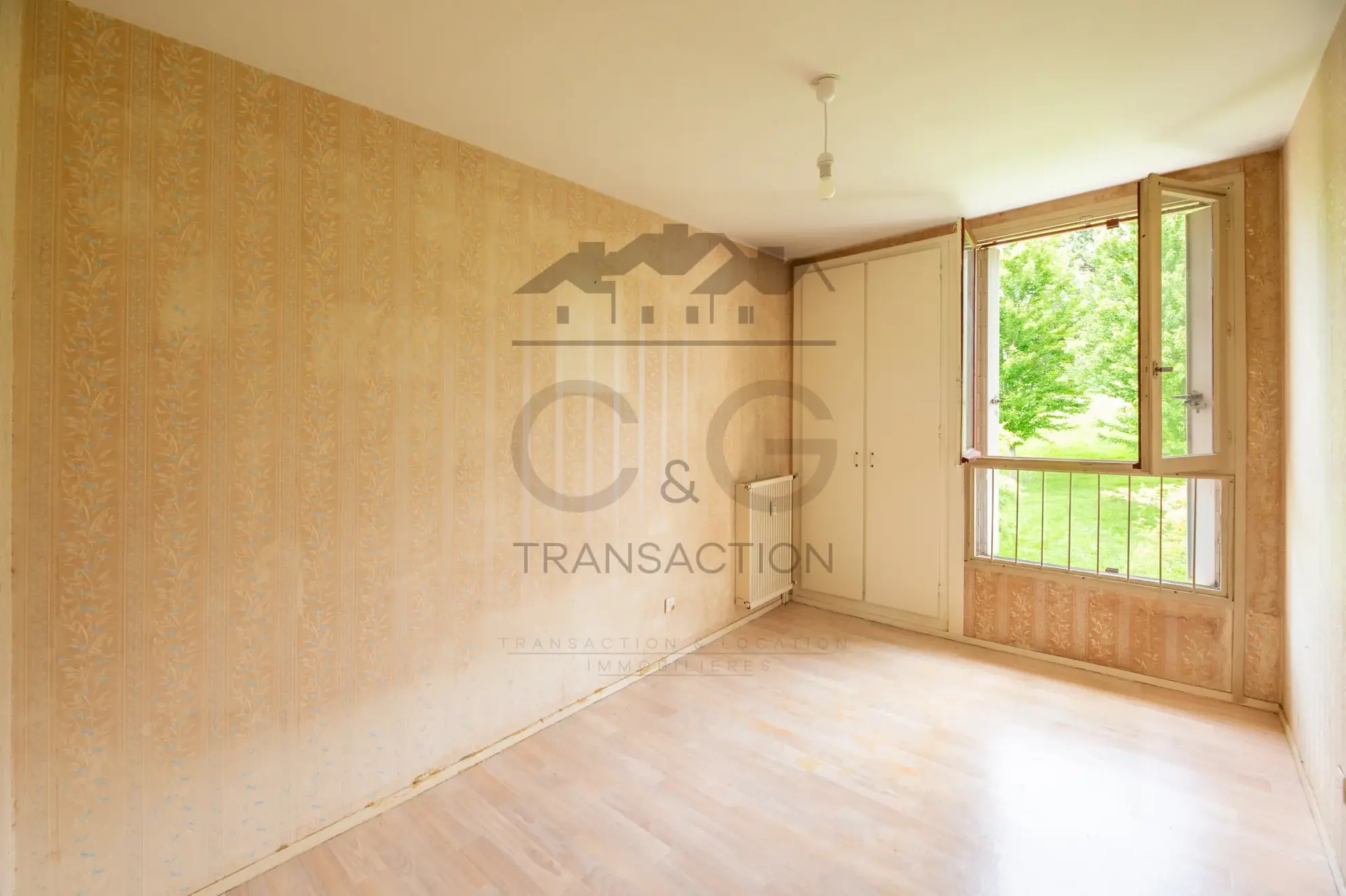 Bel appartement T4 de 73 m² avec balcon à Bayonne Saint Croix 