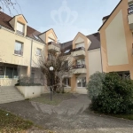 Appartement 2 pièces à Paris 15ème avec balcon, parking et cave
