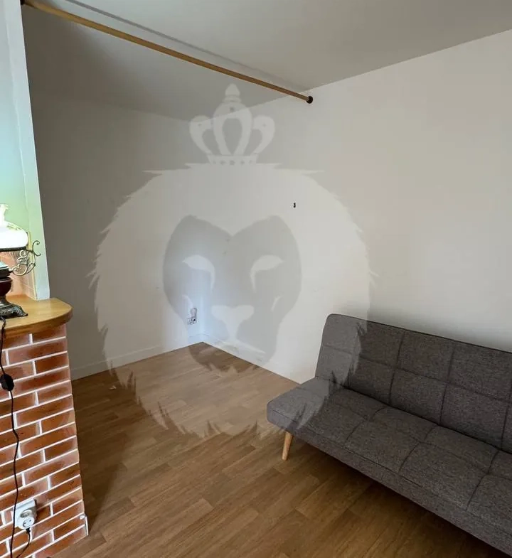 Appartement 2 pièces à Paris 15ème avec balcon, parking et cave 