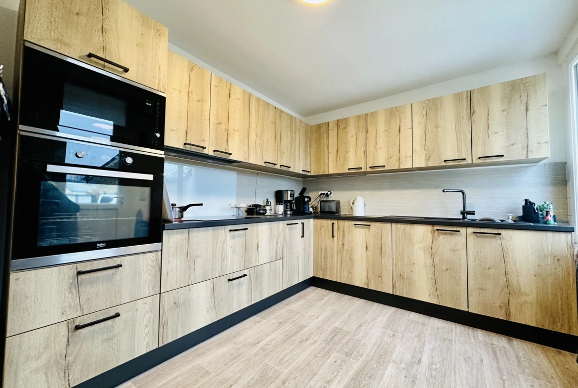 Charmante maison familiale à Vendôme avec jardin et terrasse, proche commodités 