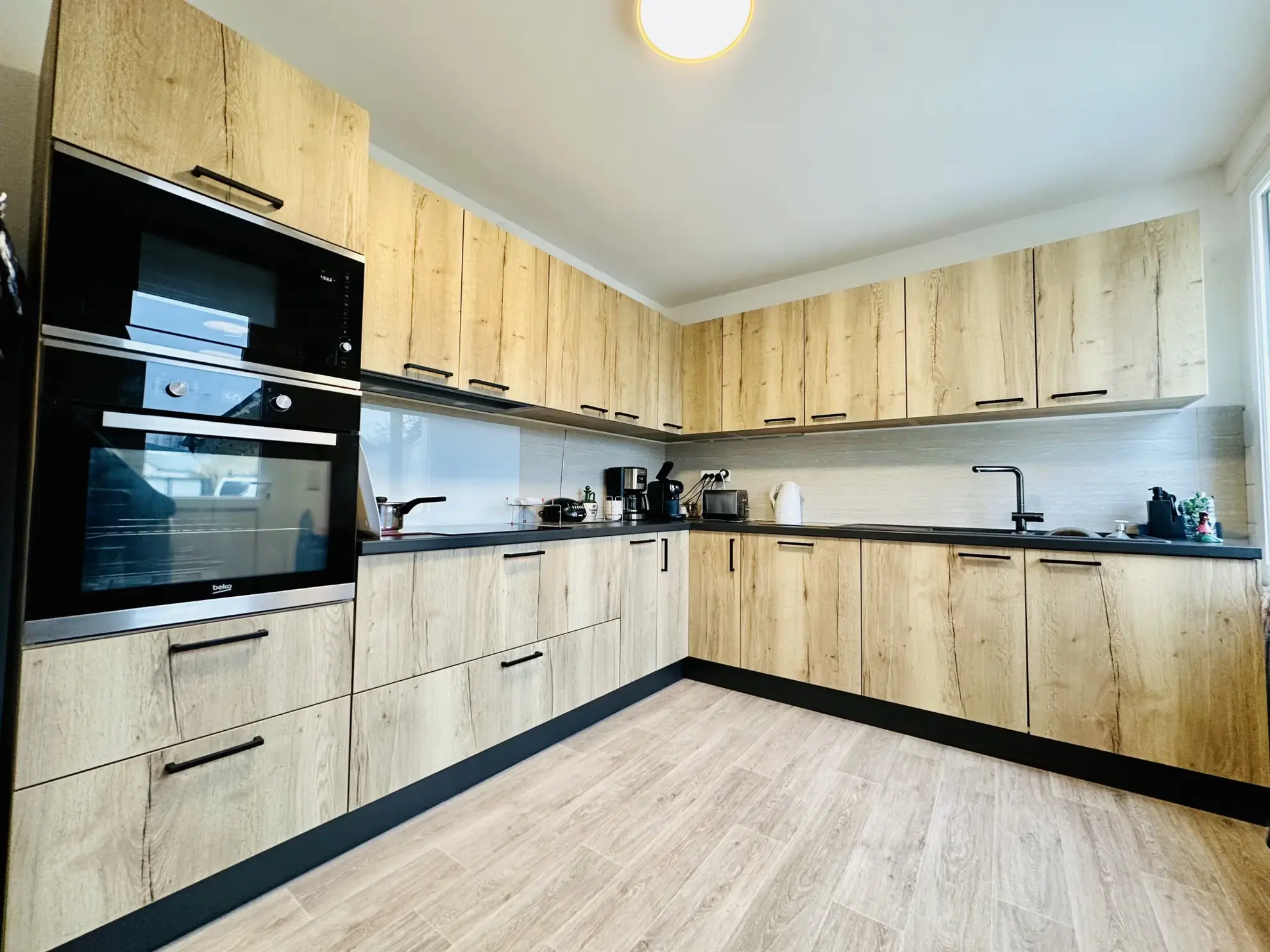 Charmante maison familiale à Vendôme avec jardin et terrasse, proche commodités 