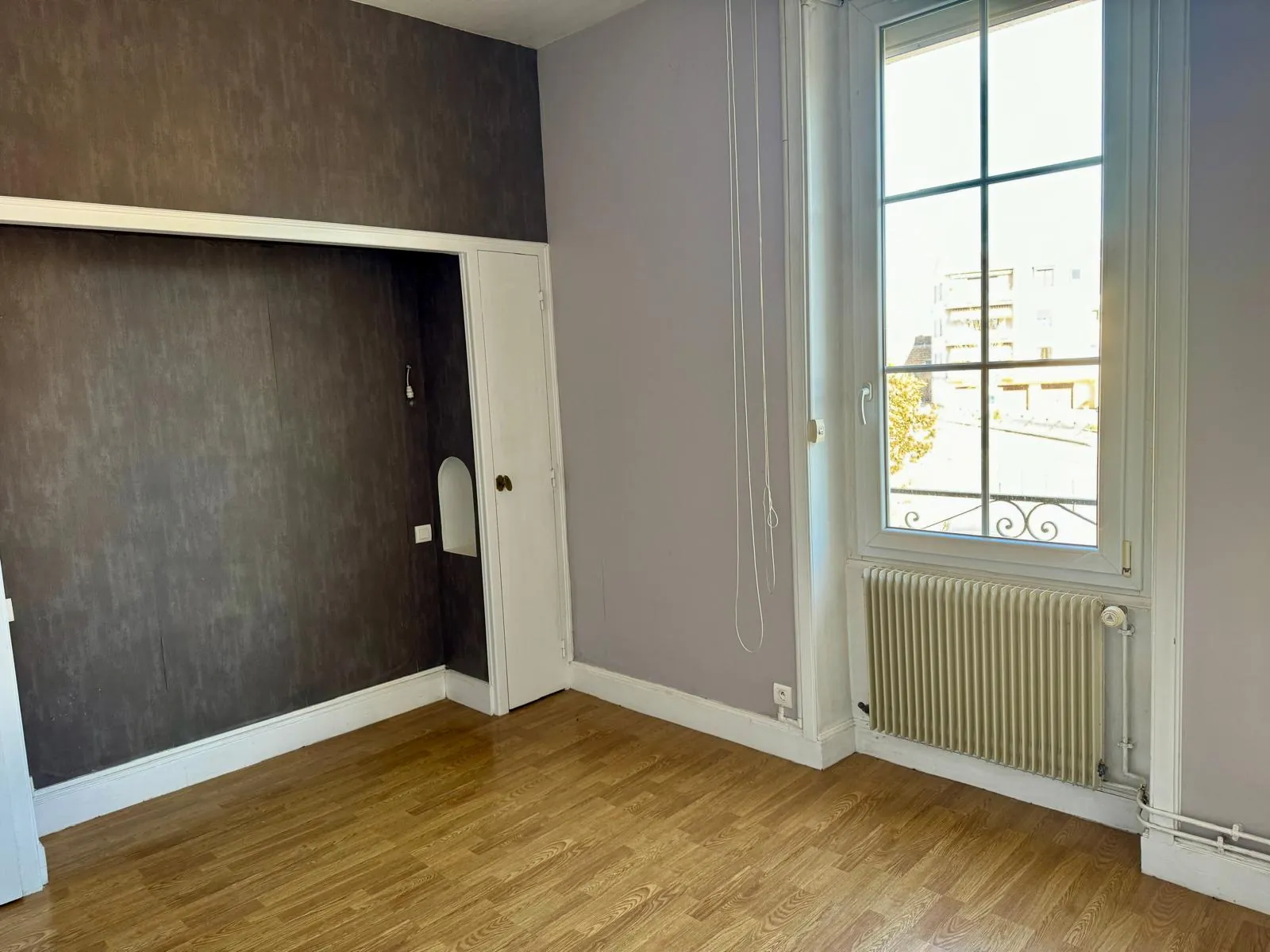 Maison de ville à Objat de 160 m² avec terrasse et garage 
