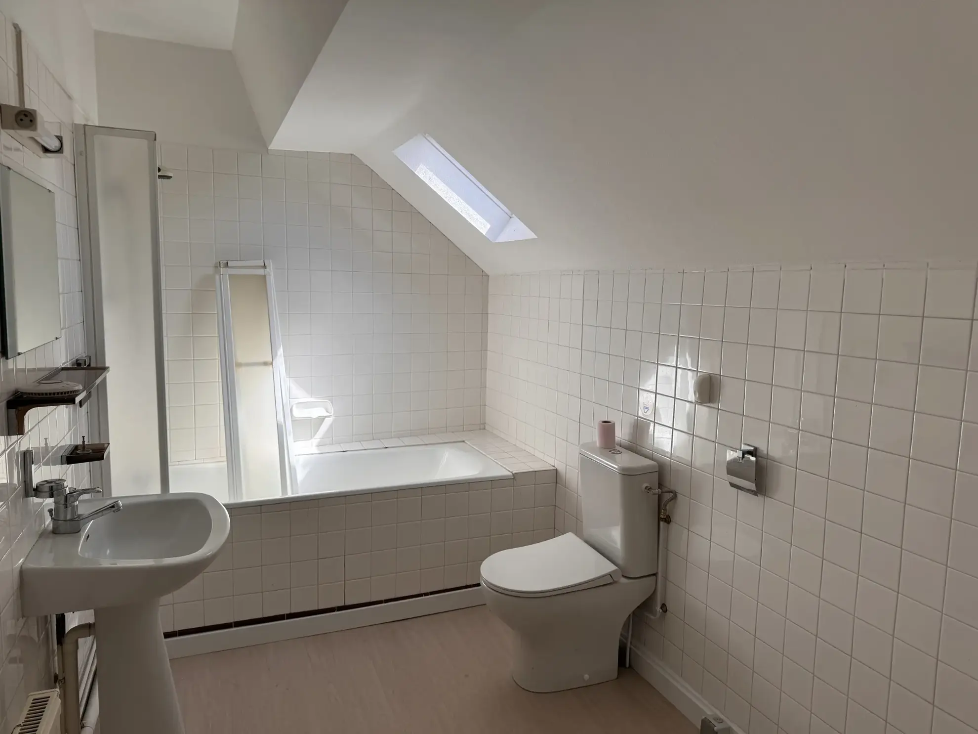 Maison de ville à Objat de 160 m² avec terrasse et garage 