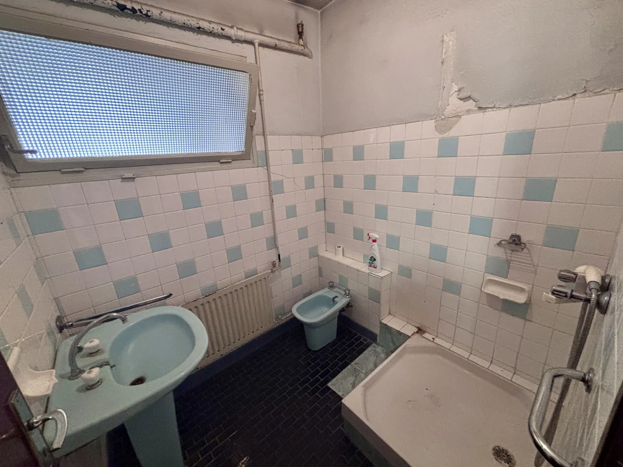 Bel appartement T4 de 99,63 m² au centre-ville de Laragne-Montéglin 